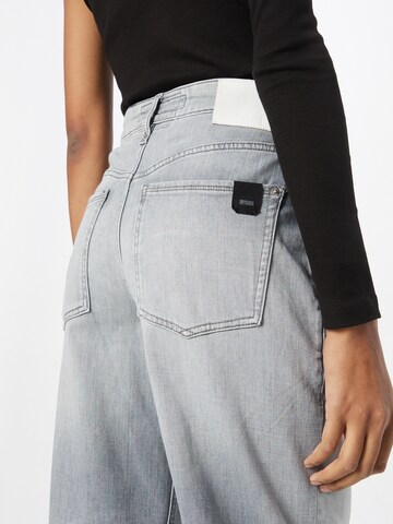 DRYKORN Loose fit Pleated Jeans 'DECIDE' in Grey