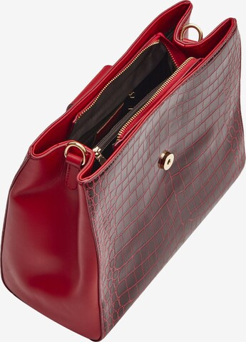 Usha Shoulder Bag in Red