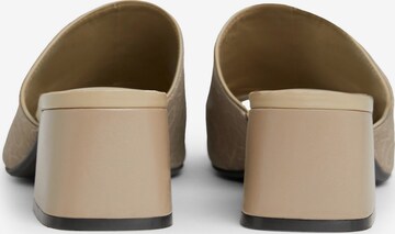 Calvin Klein Pantolette in Beige