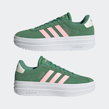ADIDAS SPORTSWEAR Σνίκερ χαμηλό 'VL Court Bold﻿' σε πράσινο