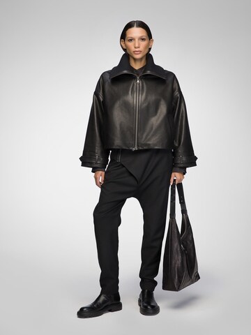 V S P Winterjacke 'Olga' in Schwarz