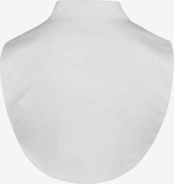 Betty & Co Collar in White