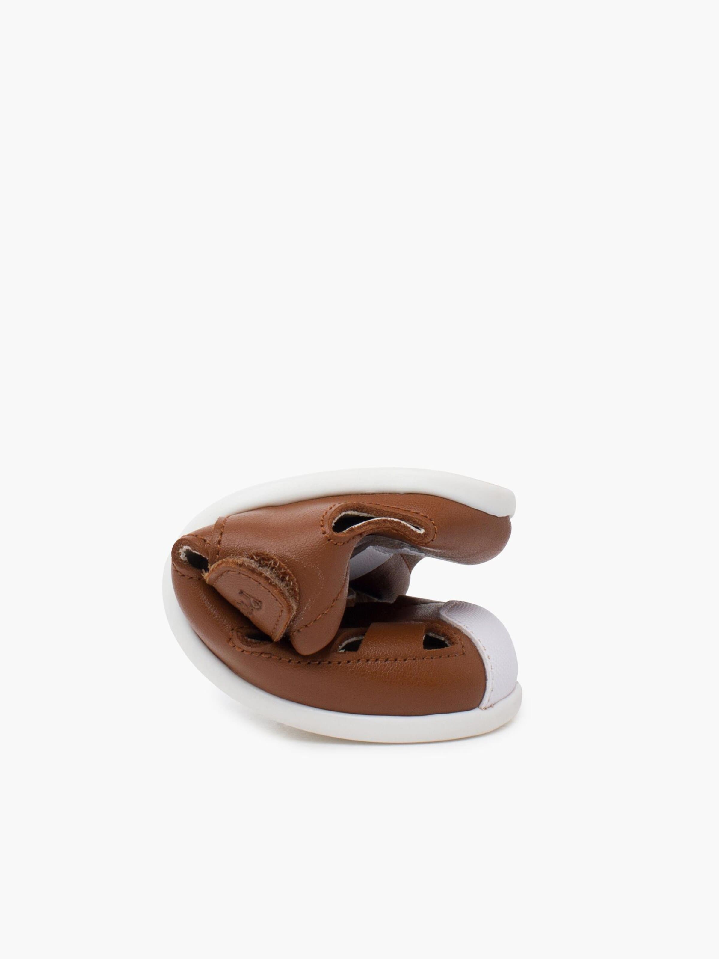 Pisamonas First-Step Shoes in Brown