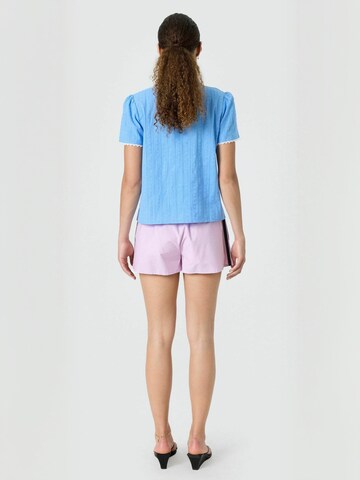 T-shirt ' MaisieRS ' Résumé en bleu : derrière