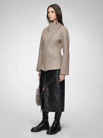 Veste d’hiver 'Leticia' V S P en gris