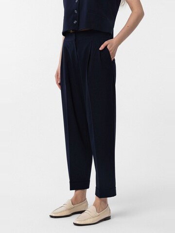 Tapered Pantaloni con pieghe di Antioch in nero: frontale