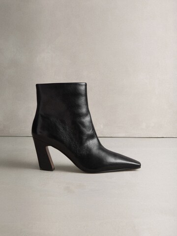 Next Stiefelette in Schwarz