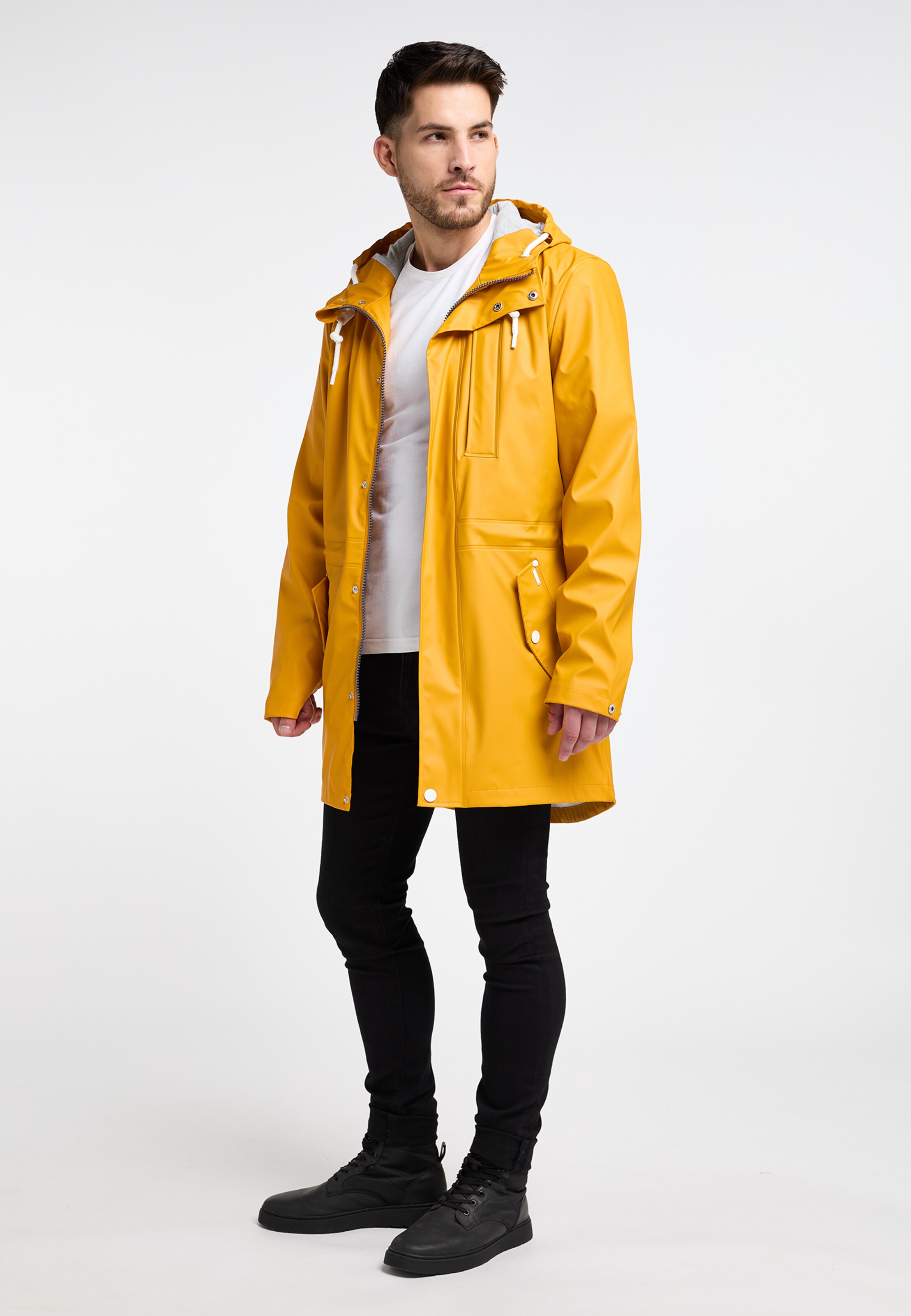 Yuka Between-seasons coat in Yellow