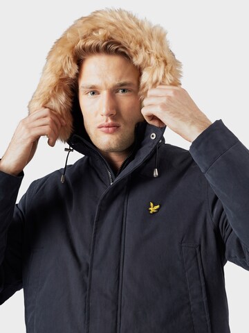 Parka de iarnă de la Lyle & Scott pe albastru