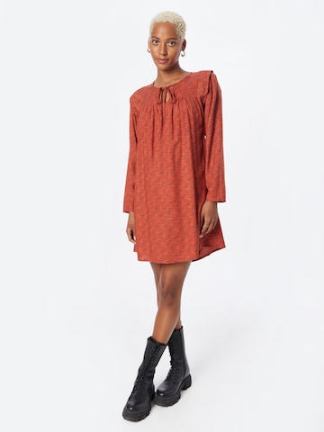 Compania Fantastica Šaty 'Vestido' – oranžová: přední strana