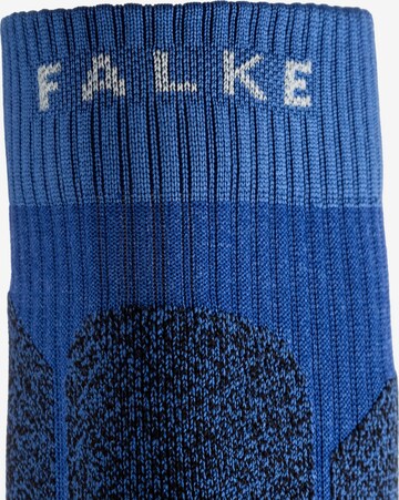 FALKE Socken 'Trail' in Blau