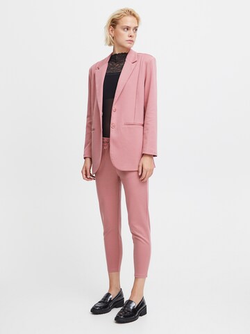 Coupe slim Pantalon 'KATE' ICHI en rose