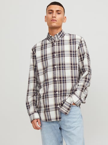 JACK & JONES Comfort fit Overhemd 'Blubrook' in Bruin: voorkant