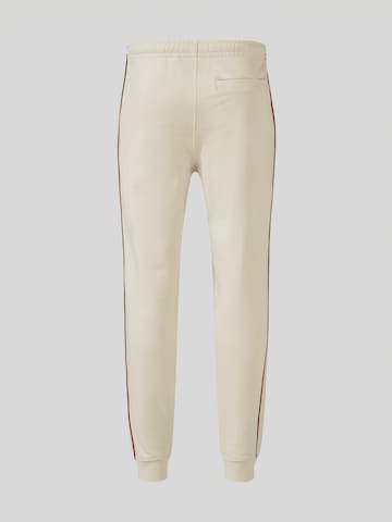 FC BAYERN MÜNCHEN Regular Sweatpant Essentials in Weiß