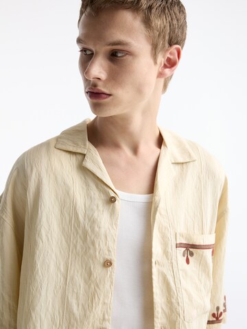 Pull&Bear Regular fit Button Up Shirt in Beige