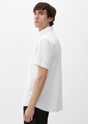 Slim fit Cămașă de la s.Oliver pe alb