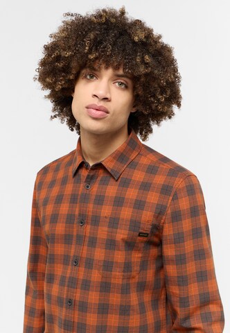 MUSTANG Regular Fit Hemd in Braun