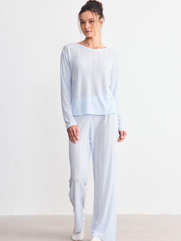 C&City Pyjama‌‌ in Blau