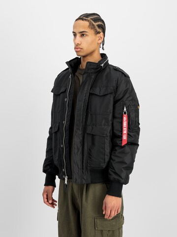 ALPHA INDUSTRIES Jacke in Schwarz: Vorderseite