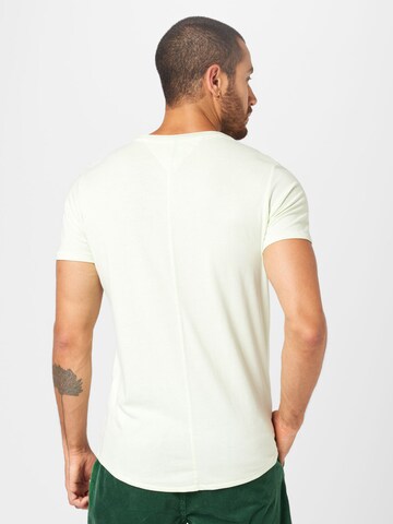 Tommy Jeans Тениска 'JASPE' в зелено