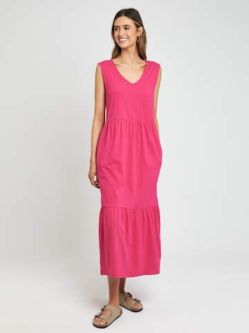 Threadbare Sommerkjole 'Byers Tiered' i pink