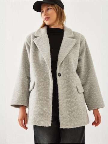 Cappotto di mezza stagione di Bianco Lucci in grigio