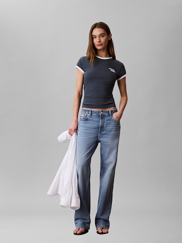 Calvin Klein Jeans Regular T-Shirt in Blau