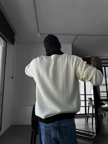 Pull-over 'Oversized Embroidered Polo Sweater - Ecru' Kleidermafia en beige