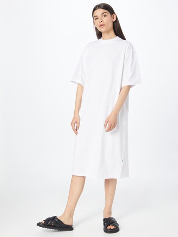 Urban Classics Dress in White: front