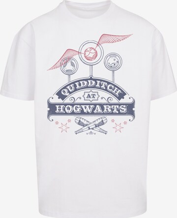 Maglietta 'Harry Potter Quidditch At Hogwarts' di F4NT4STIC in bianco: frontale