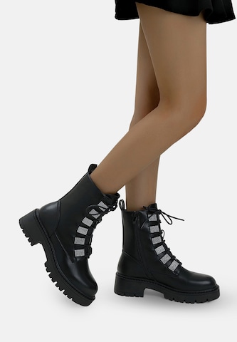 Elara Snørestøvletter i sort