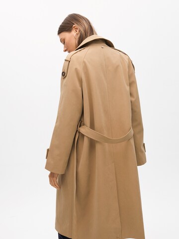 Manteau mi-saison Lola Casademunt en beige