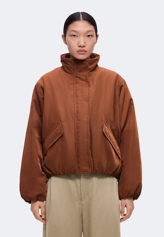 DRYKORN - Chaqueta de entretiempo 'CADLEY' en marrón: frente