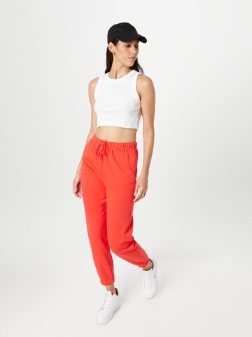 PIECES Tapered Broek 'Chilli' in Rood