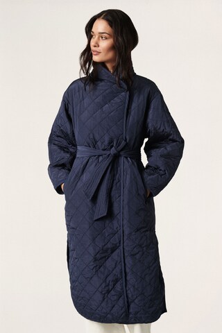 SOAKED IN LUXURY Between-Seasons Coat 'Mina' in Blue: front