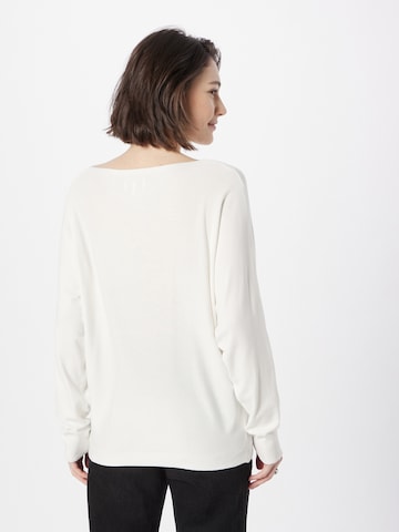 NÜMPH Sweater 'Daya' in White