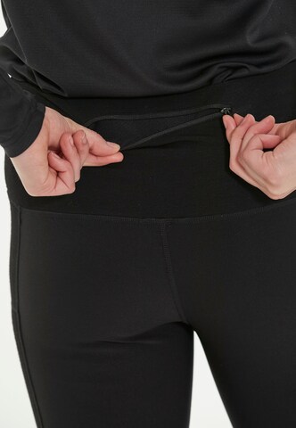 Whistler Skinny Workout Pants in Black