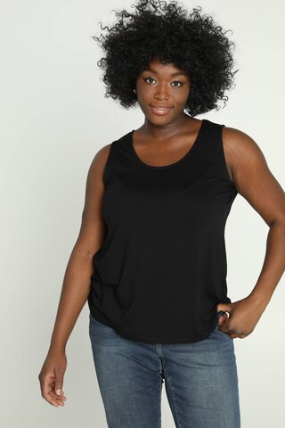 Paprika Top in Black: front