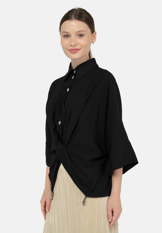 FRESHLIONS Blouse 'Maya' in Zwart: voorkant