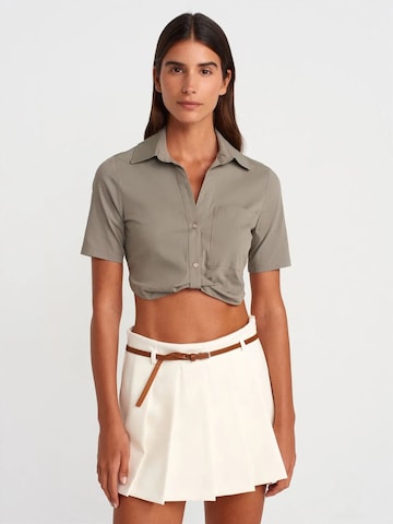 Dilvin Shirt in Green: front