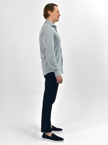 Vercate - Slim Fit Camisa clássica 'No. 19' em cinzento