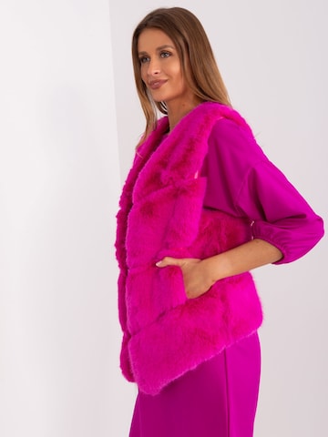 Madnezz House Weste '2349.00P' in Pink