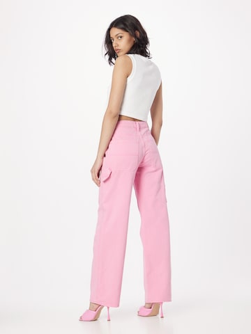 Gina Tricot Loosefit Cargojeans 'Carpenter' i pink