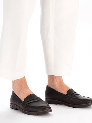 Rieker Classic Flats in Black