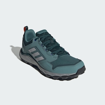 Chaussure de course 'Tracerocker 2.0' ADIDAS TERREX en vert
