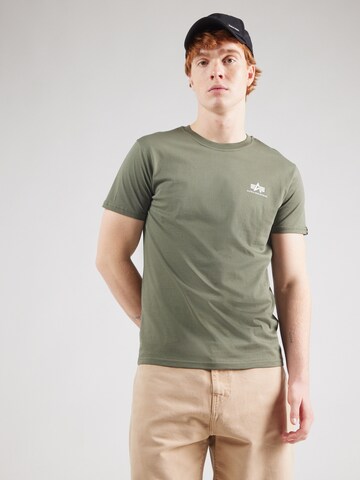 ALPHA INDUSTRIES Μπλουζάκι σε πράσινο: μπροστά