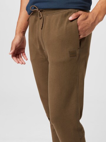 BOSS - Tapered Pantalón 'Sestart' en verde