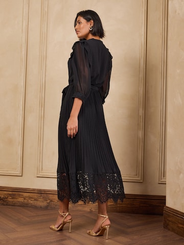 love & roses Kleid in Schwarz