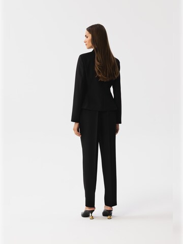 Stylove - Blazer en negro