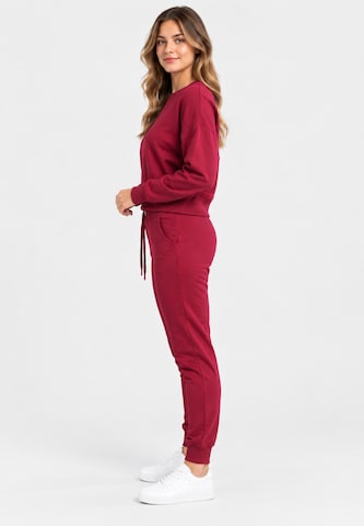 Elara Set in Red